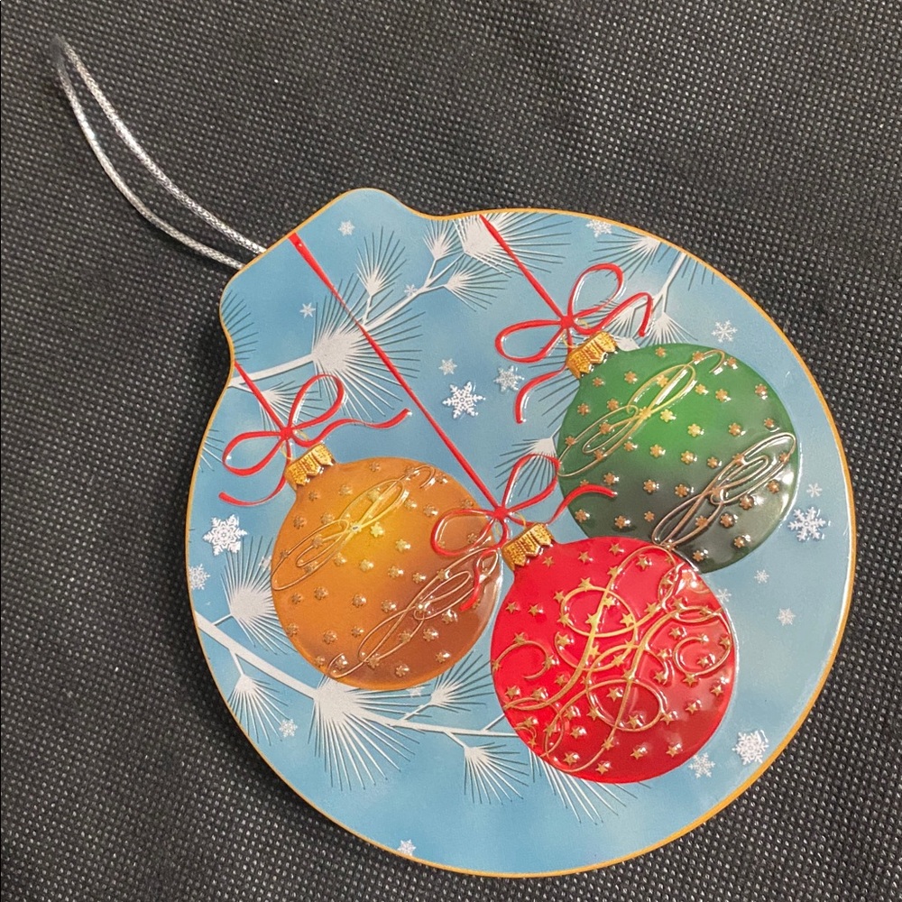 Vintage Lindy Bowman Tin Christmas Ornaments Container Box